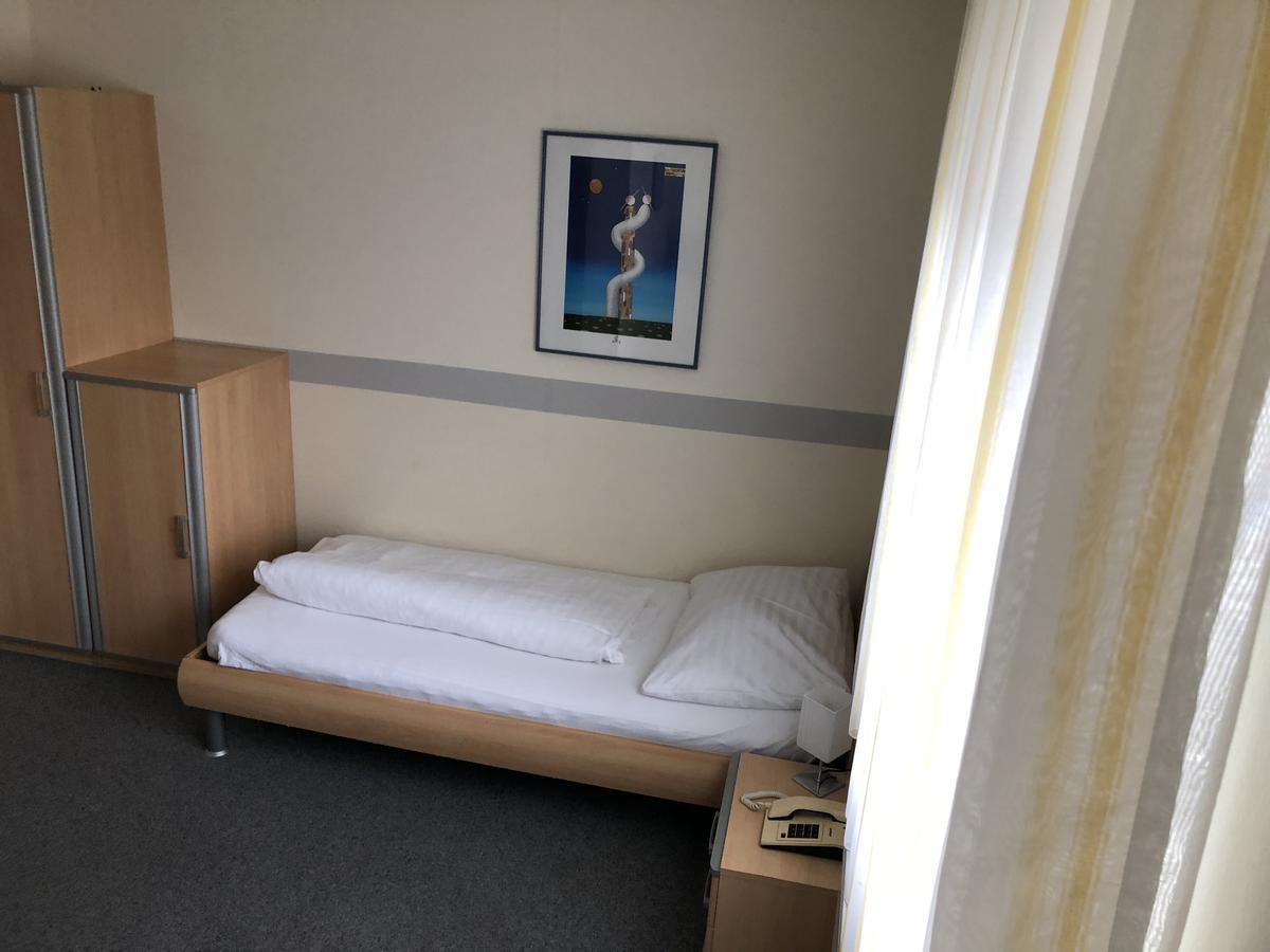Schlafgut Hotel ซังคท์เพิลเทน ภายนอก รูปภาพ