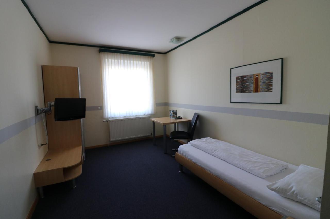 Schlafgut Hotel ซังคท์เพิลเทน ภายนอก รูปภาพ